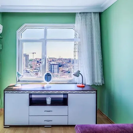 Apartamento Sehir Merkezi Ve Manzarali Muhtesem 4 Odali Dairedaire Estambul
