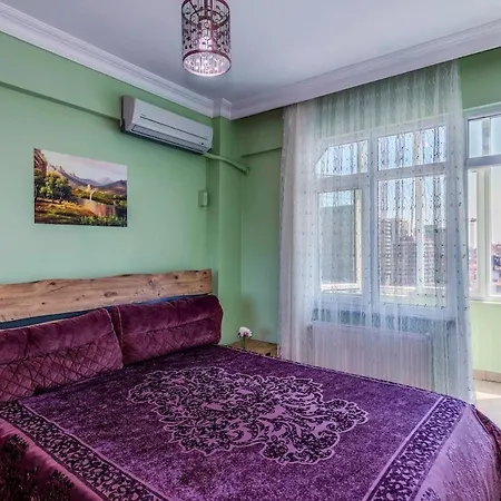 Apartment Sehir Merkezi Ve Manzarali Muhtesem 4 Odali Dairedaire Istanbul